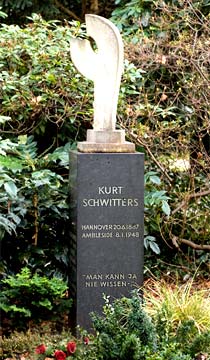 Kurt Schwitters's family grave in Hanover, 2007